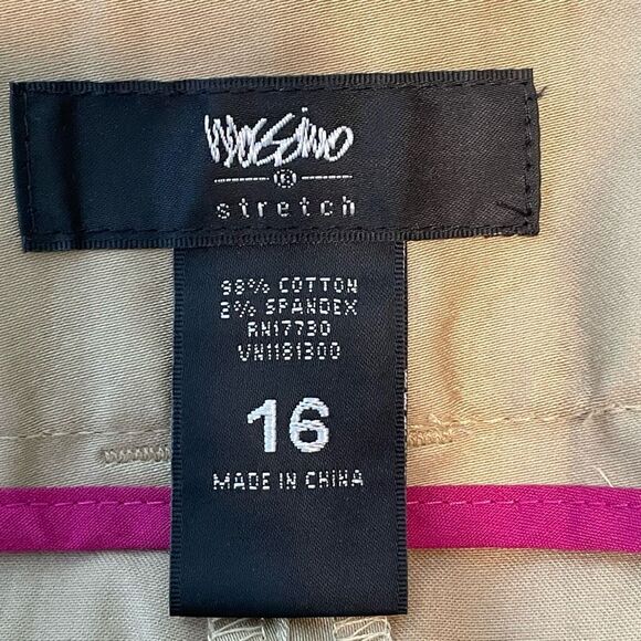 Mossimo Classic Fit Straight Leg Cropped Chino Capri Pants 16 - Picture 3 of 4